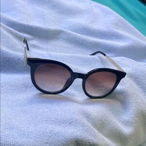 Oscar de la Renta Black Wayfarer Sunglasses